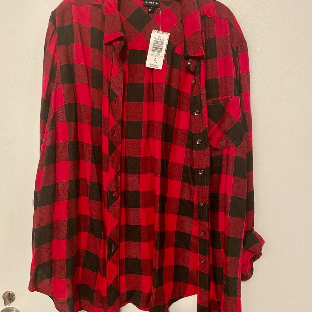 NWT Buffalo Plaid Torrid Button Up